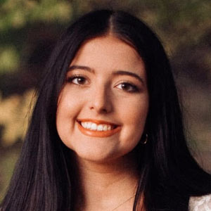 Headshot of Maria Nikolaras