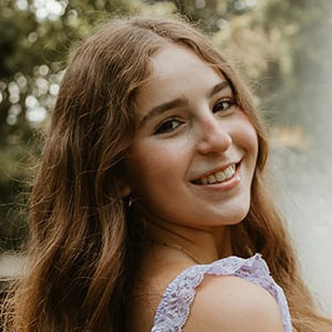 Headshot of Ioanna Zembillas